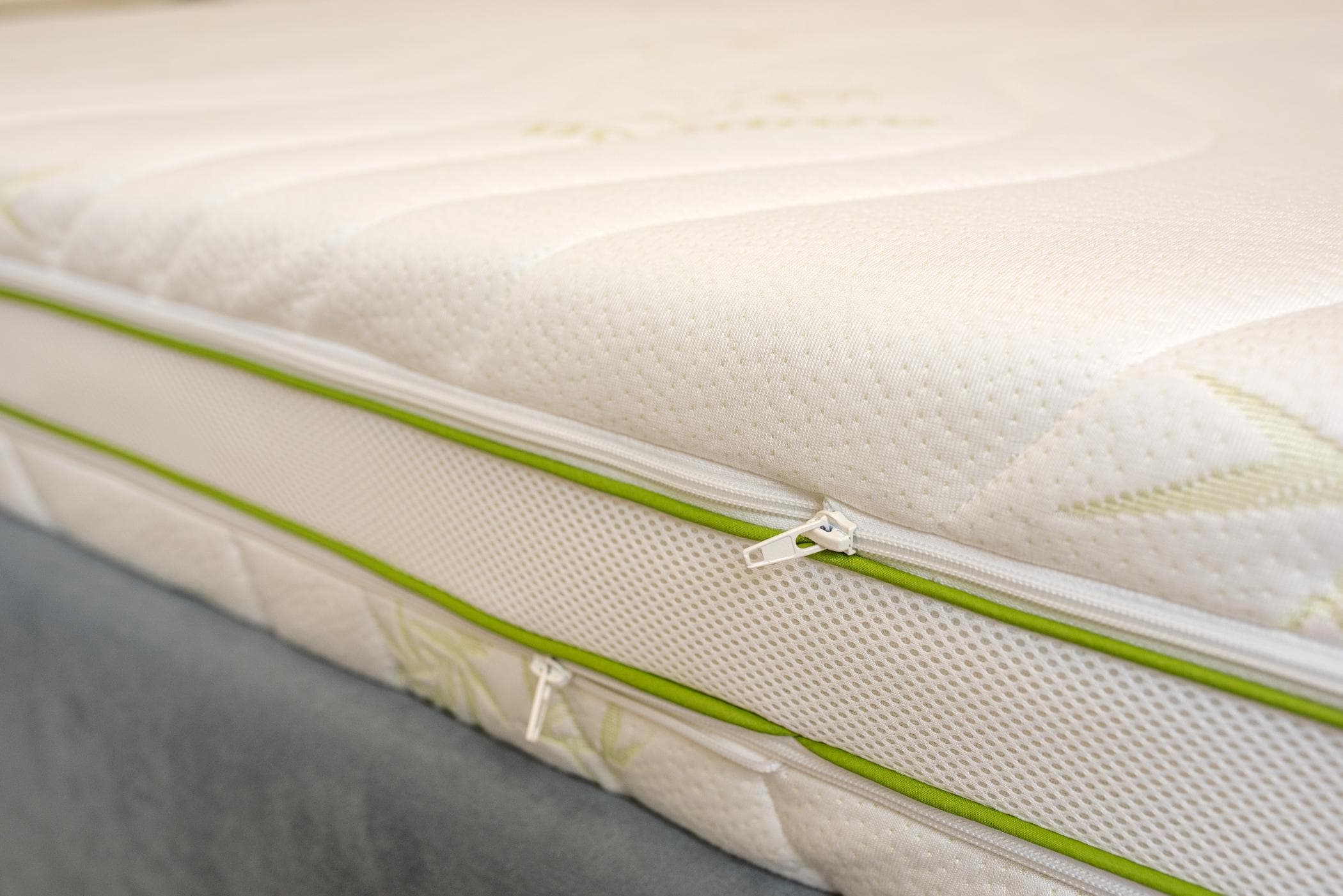 Husa saltea, tesatura client (Bamboo), Fill 400 g, Tnt 40 g, 3D alb 7 cm, 2 fermoare, 160x200x23 cm - 2